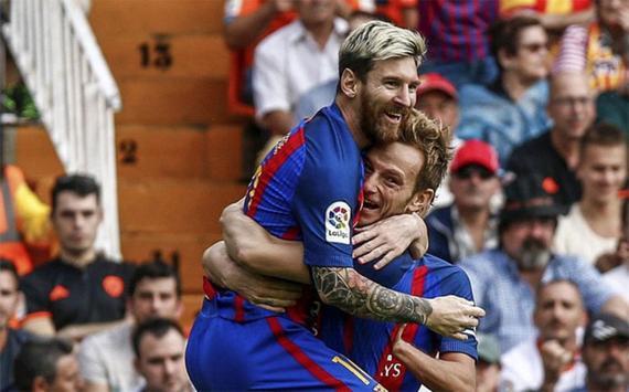 训练中受伤，记者：卡马文加无缘出战欧超杯